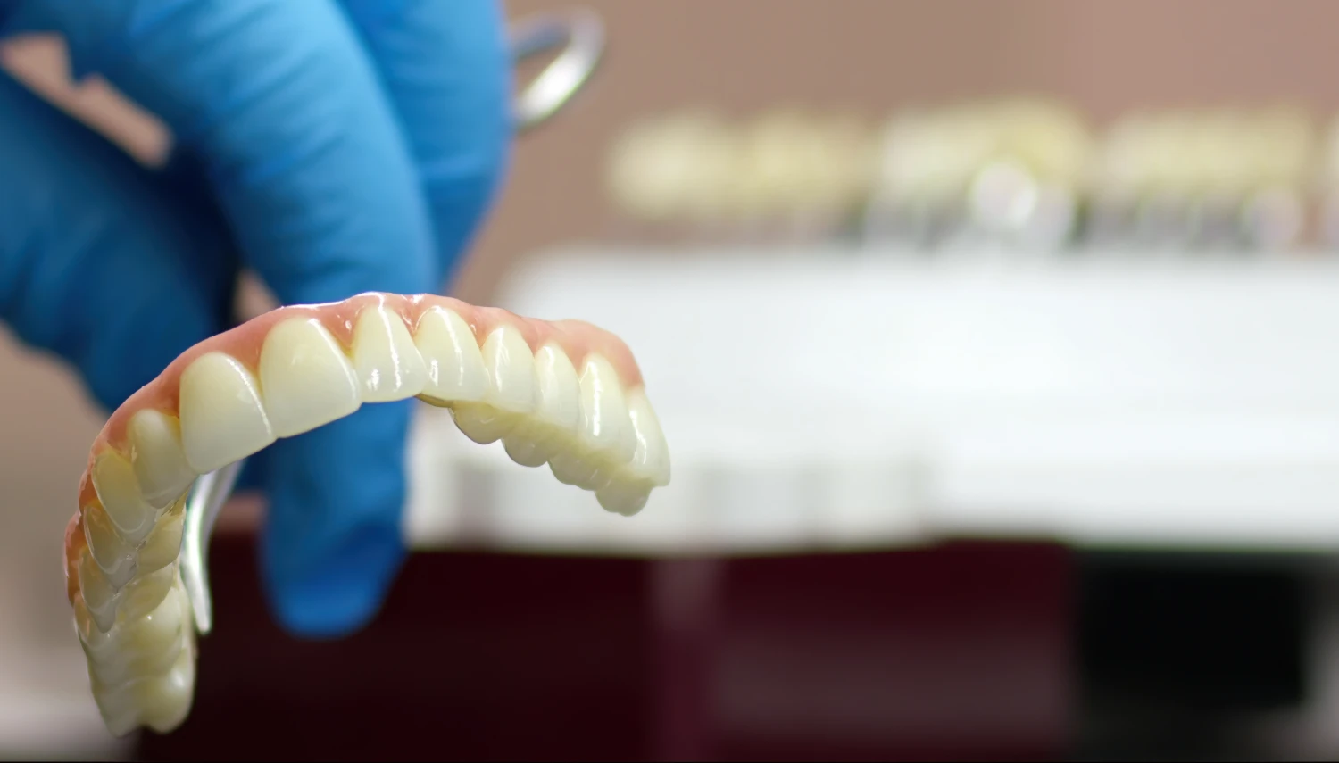 Ponti su impianti con la migliore chirurgia orale in Croazia